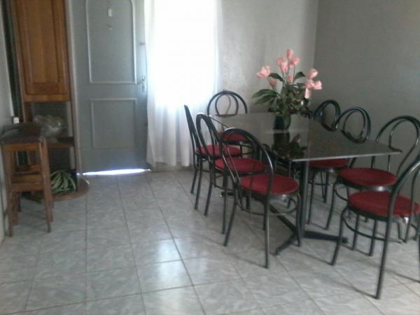 SE ARRIENDA CASA AMPLIA AMOBLADA Y SEGURA LINARES