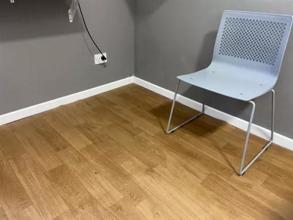 INSTALADOR PISOS VINILICOS LAMPA