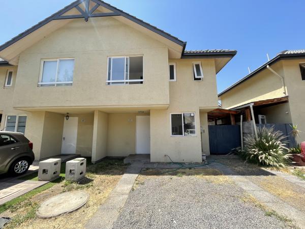 VENDO CASA HERMOSO CONDOMIO CON LAGUNA