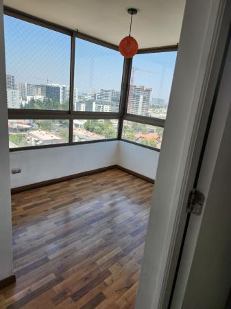 DEPARTAMENTO EN AVDA MACUL 