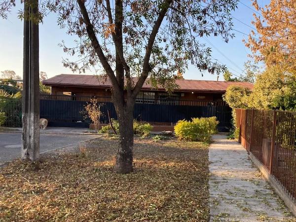 SE VENDE CASA EN EXCELENTE BARRIO