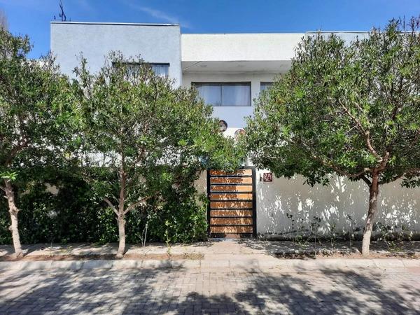 VENDO CASA EN CONDOMINIO CONSOLIDADO