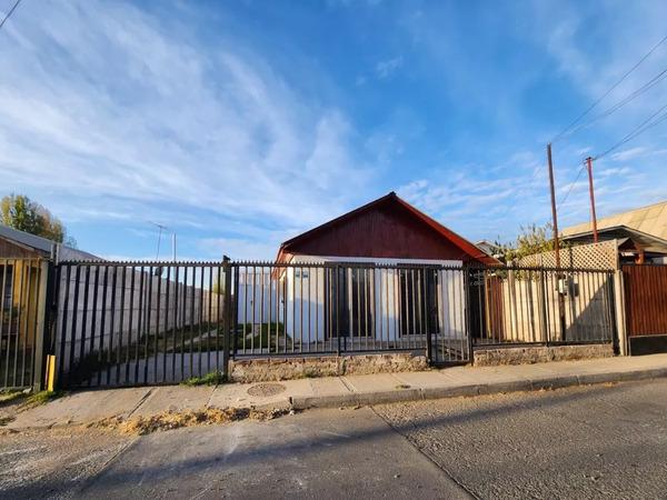 SE VENDE CASA EN VILLA EL NARANJAL