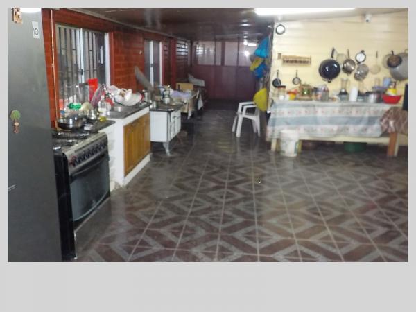 PUTAENDO VENDO 6 GALPONES, 2 CASAS $ 210 MILLONES