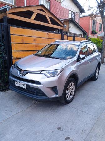 TOYOTA RAV4 2018