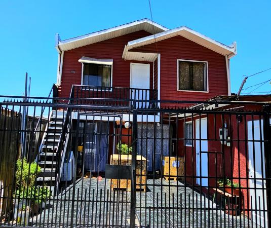 SE VENDE HERMOSA Y AMPLIA CASA COMERCIAL