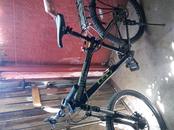 BICICLETA GT