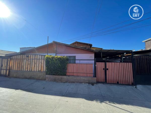 SE VENDE CASA EN CERRO NAVIA
