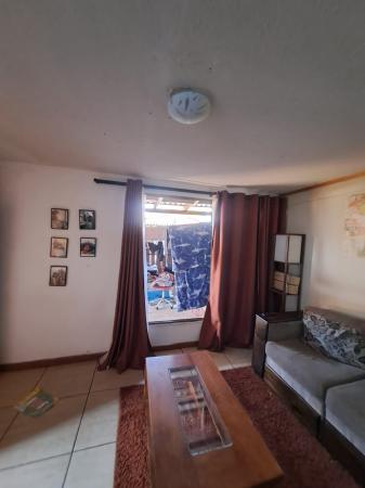 SE VENDE CASA PRINCIPAL + DEPARTAMENTO INTERIOR 