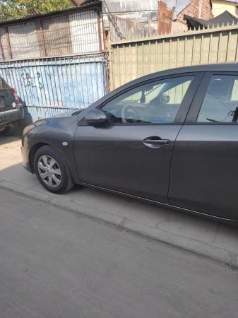 VENDO MAZDA 3 2011 AL DIA