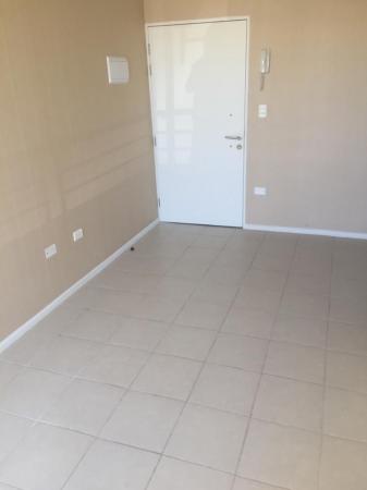 DEPARTAMENTO 3 DORMITORIOS- UN BAÑO