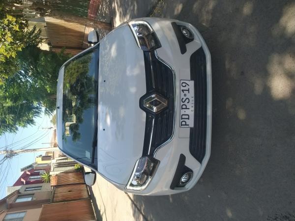 VENDO RENAULT SYMBOL 2020