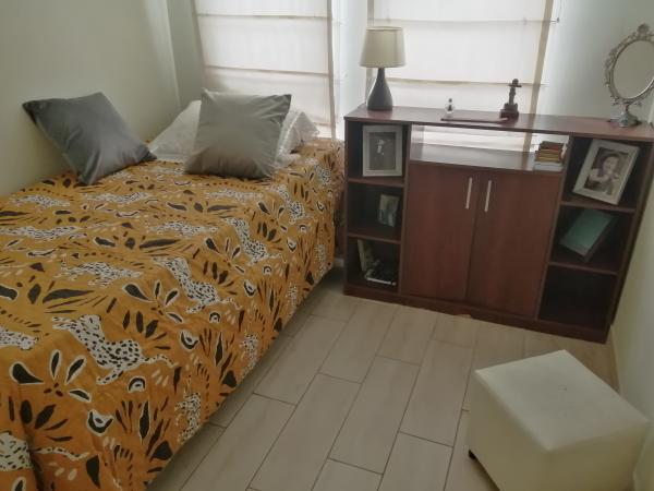 ARRIENDO HABITACION AMOBLADA