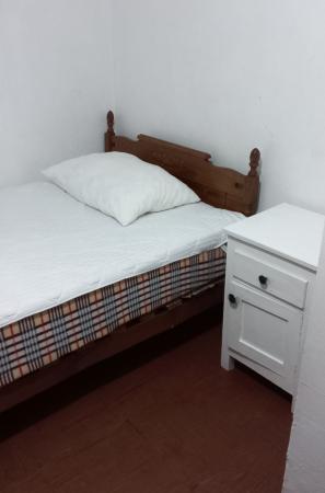 ARRIENDO PIEZA PERSONA SOLA