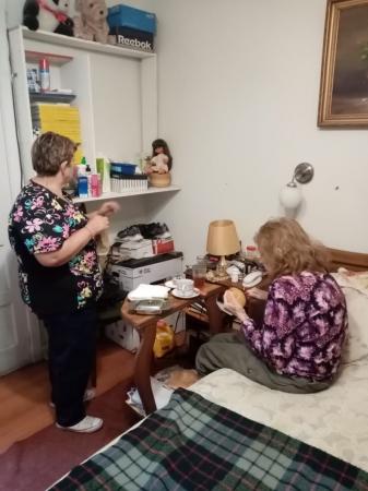 AUXILIAR DE CUIDADO ADULTO MAYOR