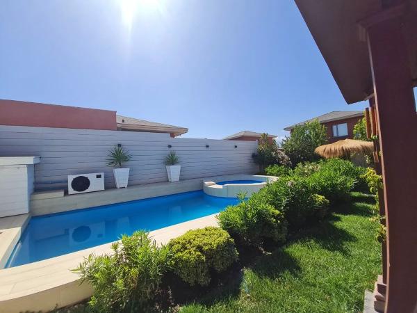 REAL OPORTUNIDAD, HERMOSA CASA EN LINDEROS