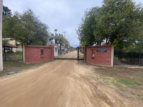 SE VENDE PROPIEDAD EN ALGARROBO