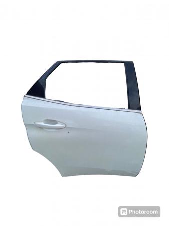 PUERTA TRASERA IZQ PUEGEOT 3008 2019