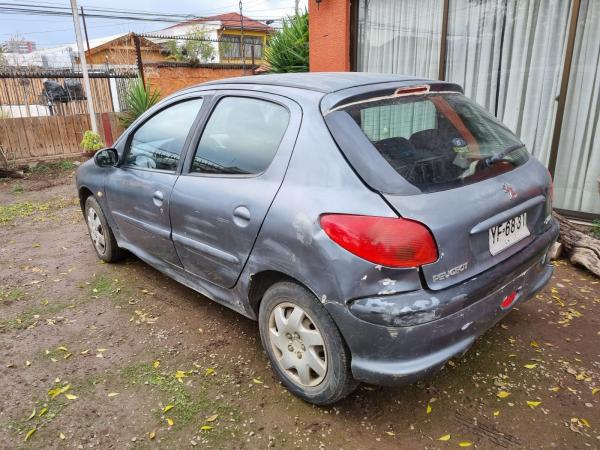 VENDO PEUGEOT 206, PRECIO CONVERSABLE!