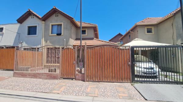 VENDO LINDA CASA 3D/2B/2E CERRILLOS