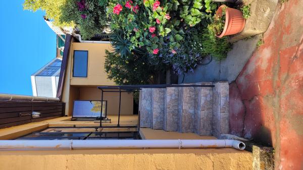 EXCELENTE CASA  EN CENTRO DE QUILPUÉ