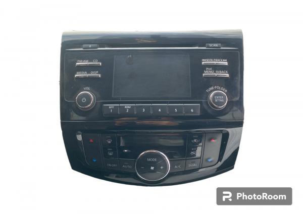 RADIO NP300 2,3 2018 4*4