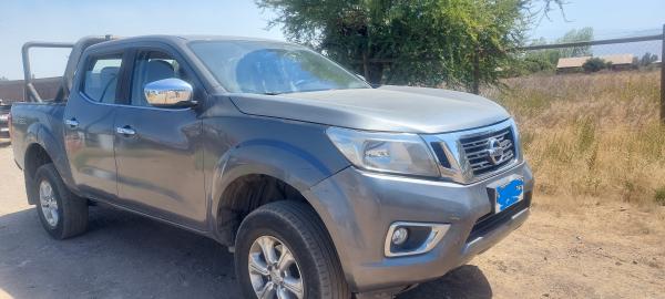 NISSAN NP300