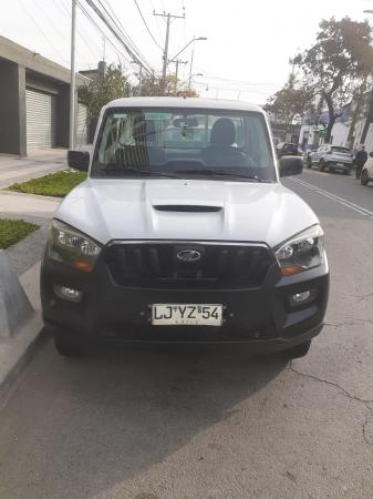 SE VENDE  CAMIONETA MAHINDRA