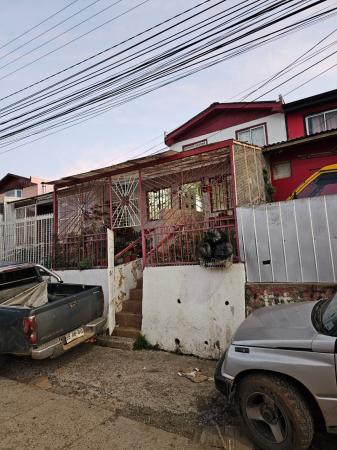 CASA EN LLOLLEO