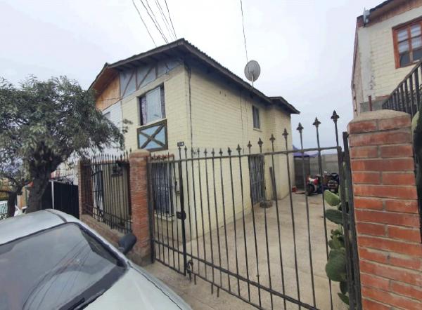 CASA 2 PISOS COQUIMBO VILLA TALINAY