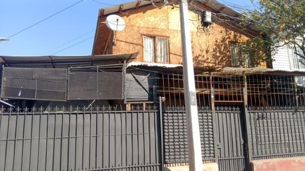 SE VENDE CASA EN HUECHURABA