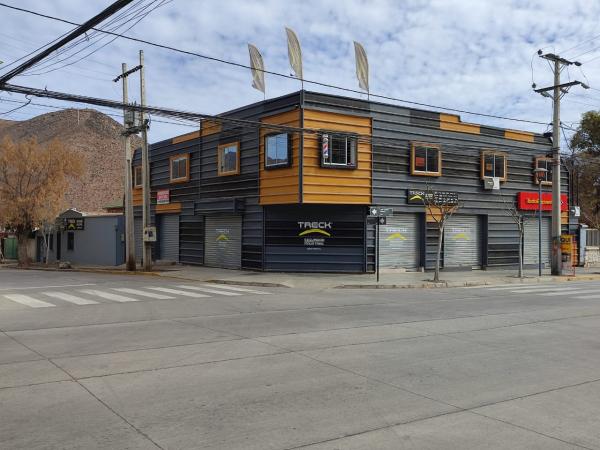 ARRIENDO COMERCIAL OFICINAS Y LOCAL