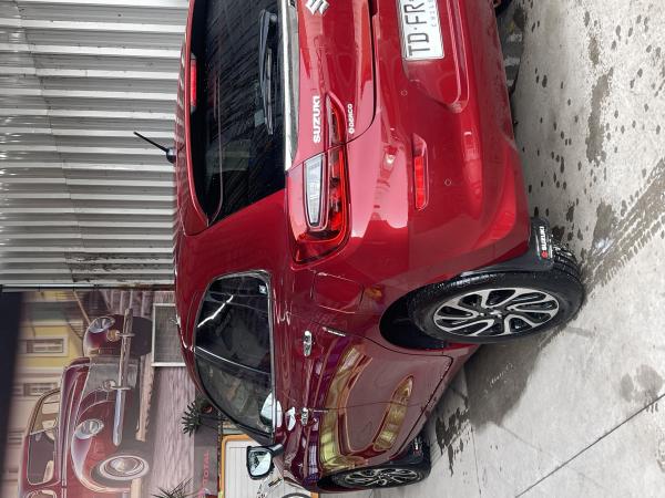 AUTOMÓVIL 