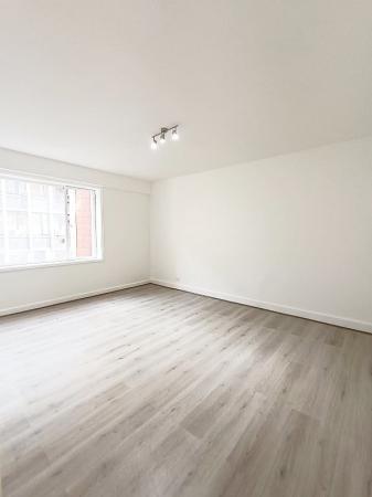 VENDO DEPARTAMENTO HUERFANOS STGO CENTRO