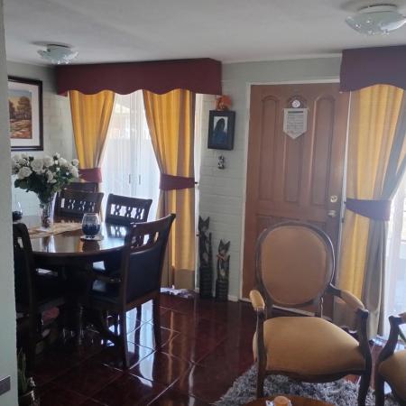 HERMOSA CASA MUY LINDA MUY BIEN CUIDADA 