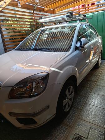 KIA RIO IMPECABLE UNICO DUEÑO  SIN CHOQUES 