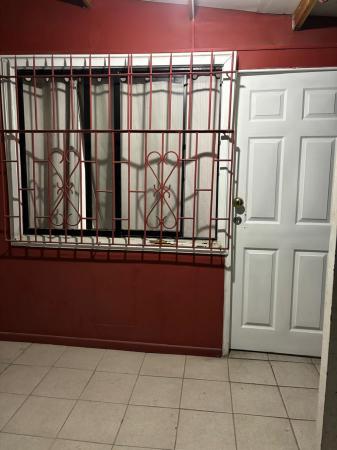 ARRIENDO PIEZA INDEPENDIENTE