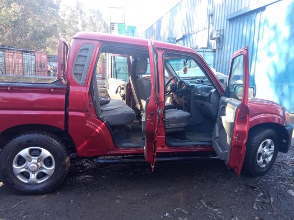 VENDO CAMIONETA MAHINDRA PICK UP 2.2 