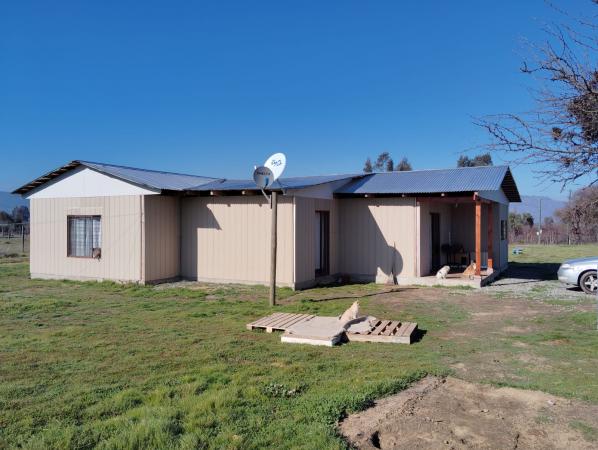 CASA CON TERRENO DE 5000M2 EN PUMANQUE