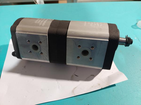 BOMBA ENG DOBLE AUXILIAR TRINEUMATICO