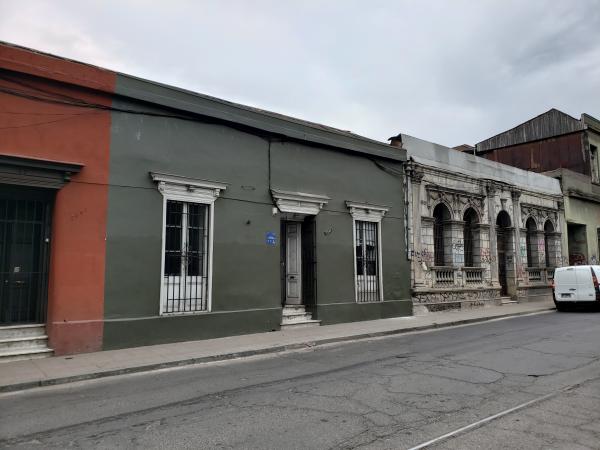REMATO: CASA 420 M2 AGUSTINAS - CUMMING