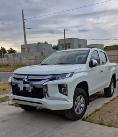 ARRIENDO CAMIONETA 