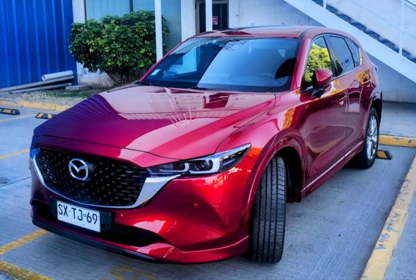 VENDO MAZDA CX 5 SIGNATURE TOP DE LINEA..