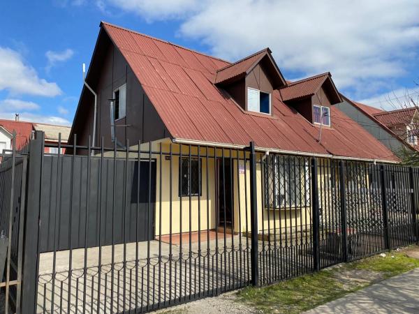 ARRIENDO CASA A PASOS DE UTAL