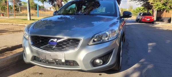 VOLVO CX30-2012