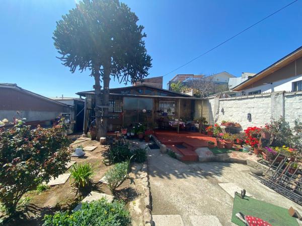 SE VENDE PROPIEDAD EN LLOLLLEO, SAN ANT.