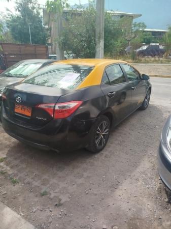 VENDO O PERMUTO TOYOTA COROLLA 2017