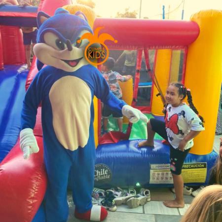 CORPÓREO DE SONIC PARA TUS CELEBRACIONES (ARRIENDO