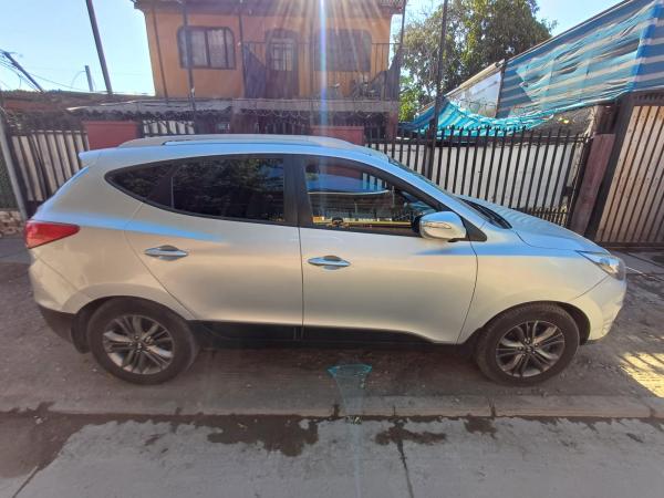 HYUNDAI TUCSON IMPECABLE 2014 CONVERSABLE
