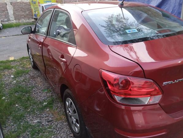 ARRIENDO AUTO 